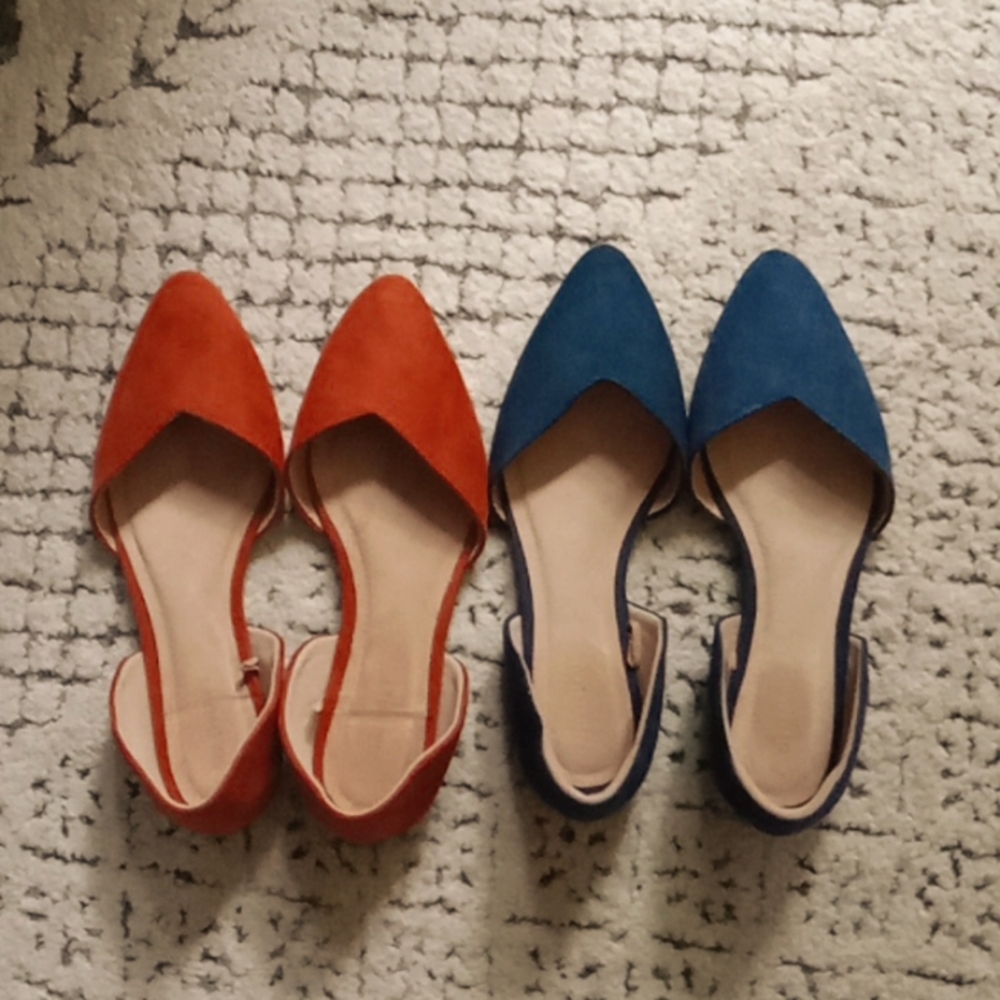Two pairs of suede cut out flats sz.6